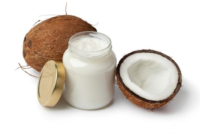 How do you remove wrinkles with coconut oil?