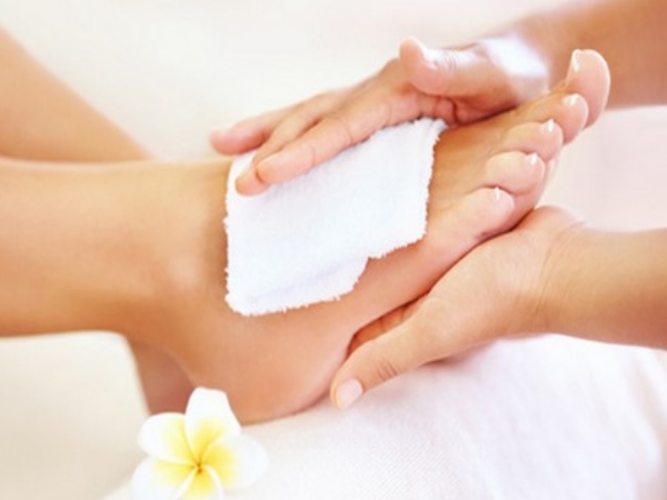Mustard Oil and Wax Treatment Mustard Oil and Wax Treatment