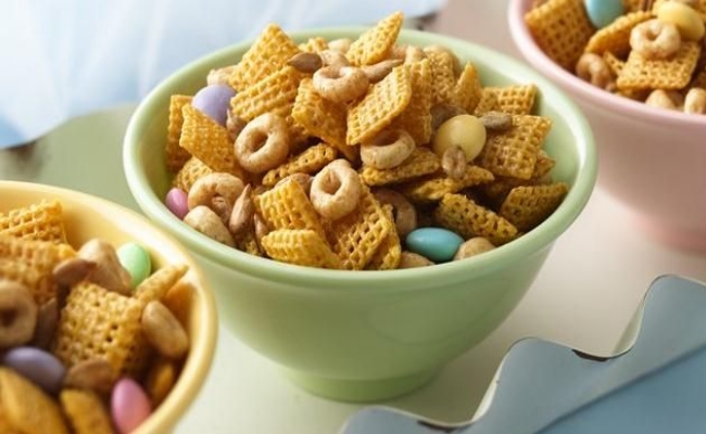 Nutty cereal mix Nutty cereal mix