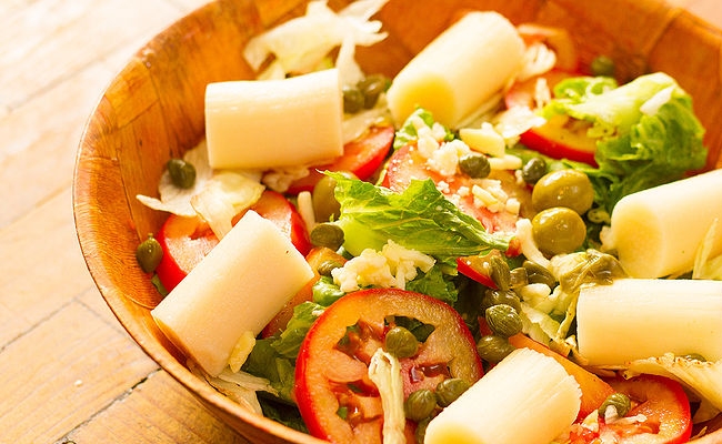 Keeping salads fresh