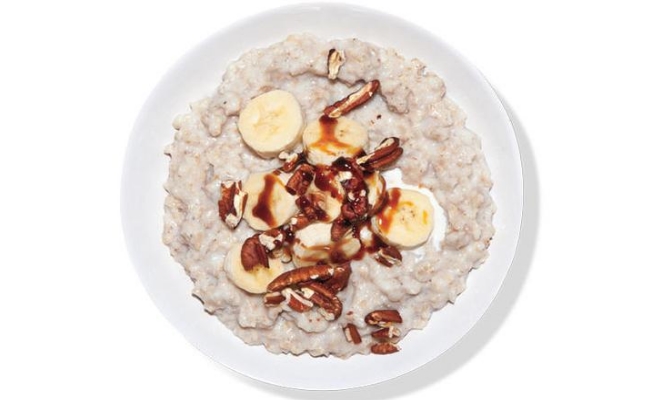 Oatmeal with Molasses and banana