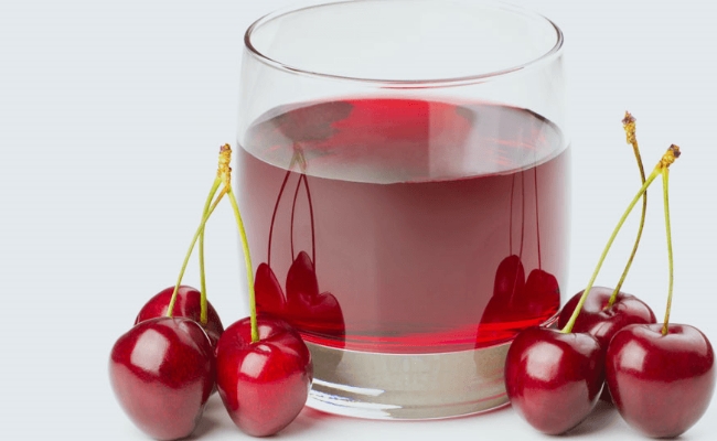 Apple cider vinegar and cherry juice mixture
