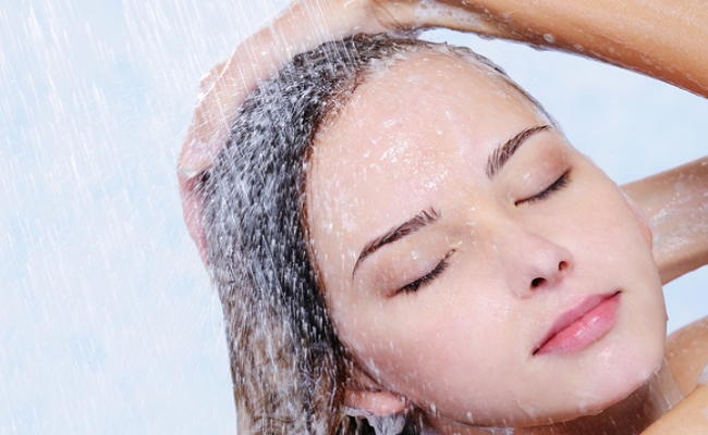 Avoid washing of the hair during rainy days