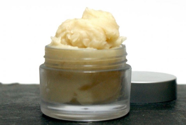 Green Tea, Rosehip Seed Oil and Vitamin E Eye Cream Green Tea, Rosehip Seed Oil and Vitamin E Eye Cream