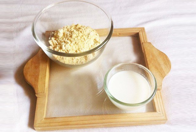 Gram Flour And Milk Gram Flour And Milk