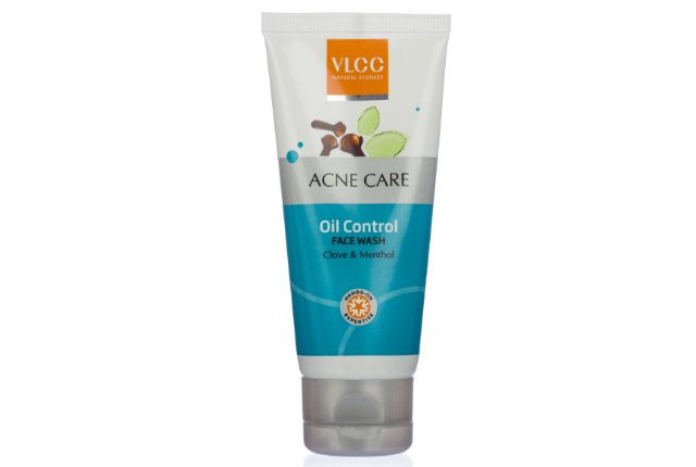 VLCC Acne Care Oil Control Face Wash With Clove And Menthol