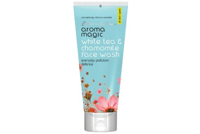 White Tea And Chamomile Face Wash By Aroma Magic